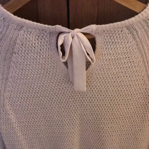 Lauren Conrad Runway Bow Sweater - Picture 4 of 4